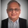 Dr. Vinicio Preza